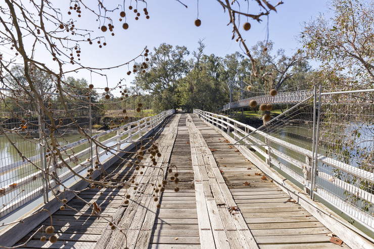 Wodonga Creek Stock Bridge