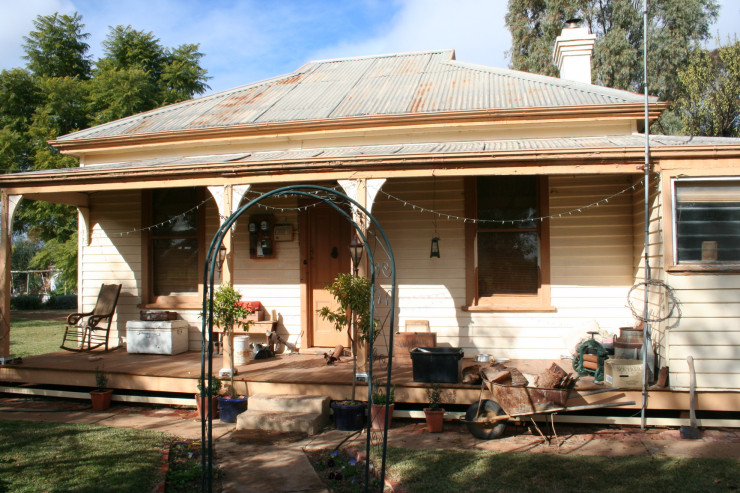 Ex Station Masters residence, June 2007