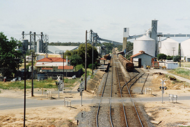Dunolly Railway Station c1992 looking towards Maryborough