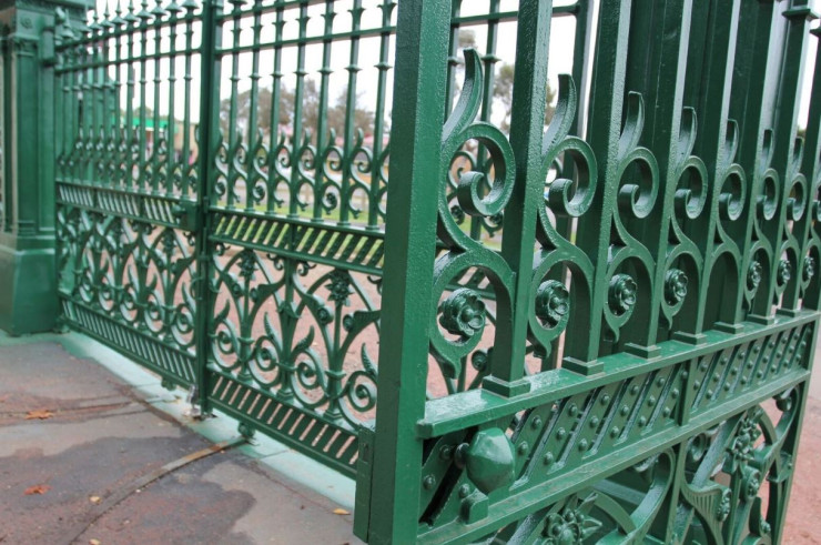 Gate handle detail