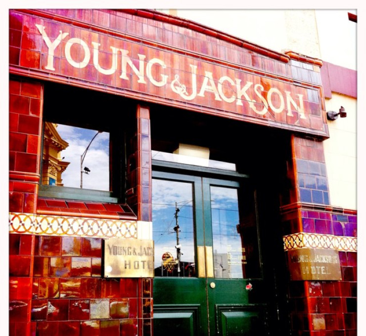 Young And Jackson's Princes Bridge Hotel