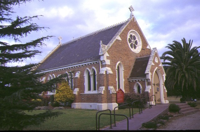 1 christ church old dandenong road dingley village front view