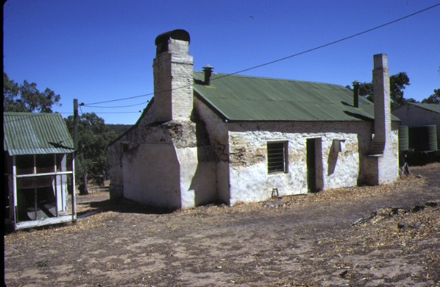 kout norien estate harrow shearing quarters and cookhouse mar80