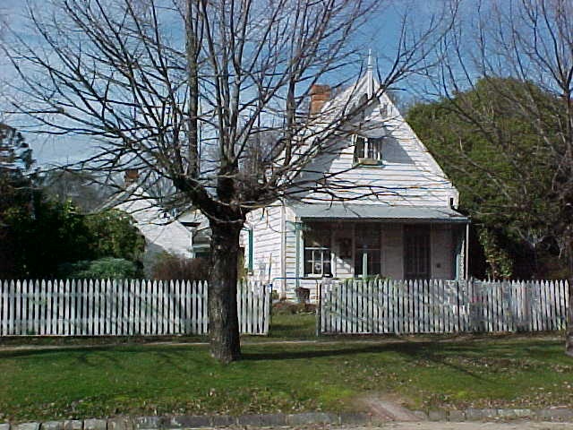 1 residence 26 finch street beechworth