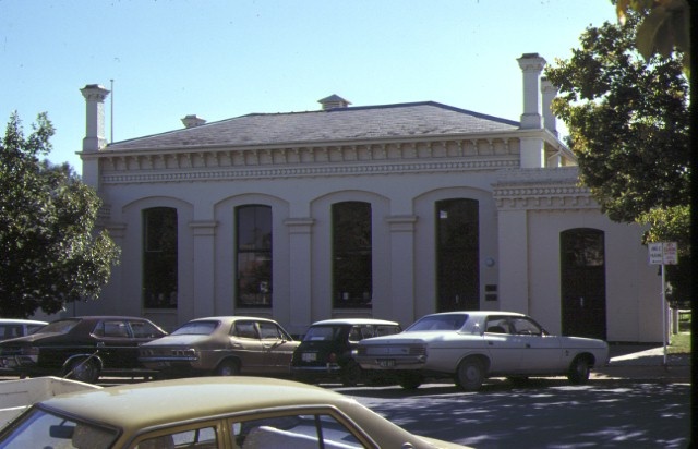 former echuca town hall rear view may1979