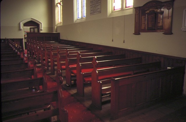 baptist church aberdeen street newtown interior sep1977