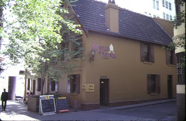 1 mitre tavern bank place melbourne corner elevation feb1986