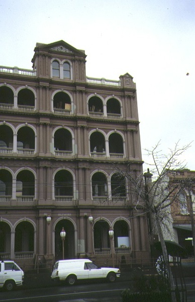 1 biltmore bridport street albert park front view sep1993