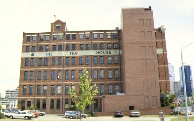 1 robur tea building clarendon street south melbourne rear view dec1992