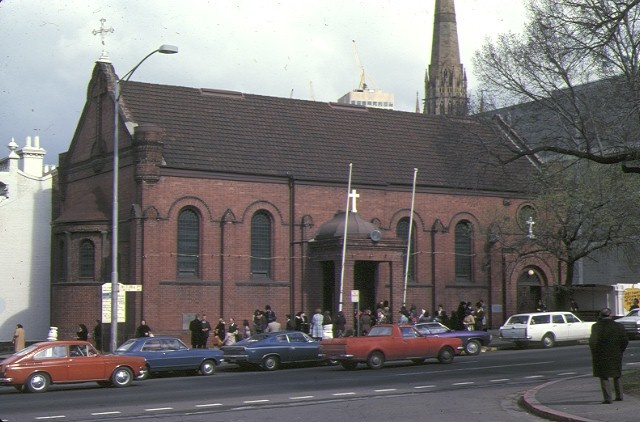1 church of the holy annunciation evangelsmos 186 victoria prd east melb side view aug1978