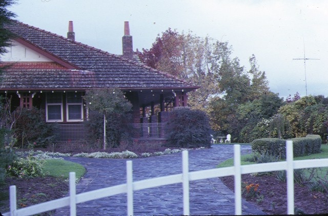 1 banool fitzroy street kilmore front view may1980