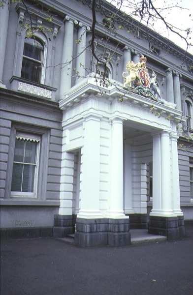 former royal mint williams street melbourne front entrance sep1985