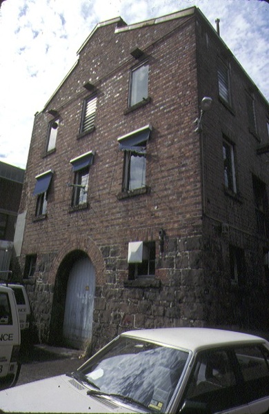 former phoenix clothing company king street melbourne rear view
