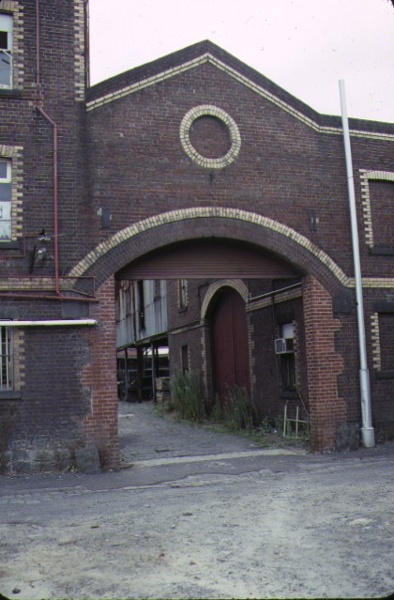 former yorkshire brewery wellington street collingwood entrance to stables