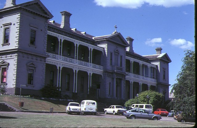 1 xavier college kew south wing front elevation