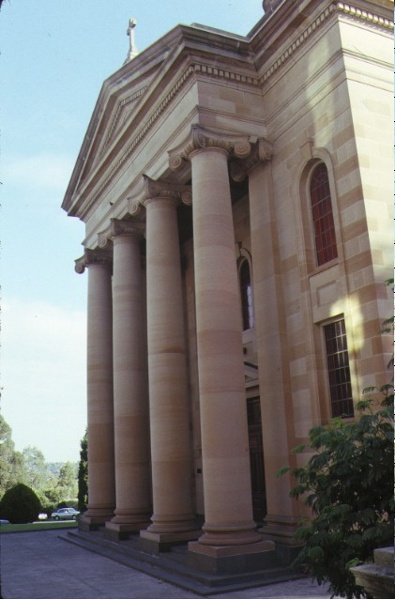 xavier college kew chapel entrance