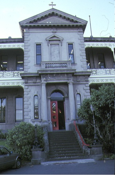 xavier college kew south wing entrance