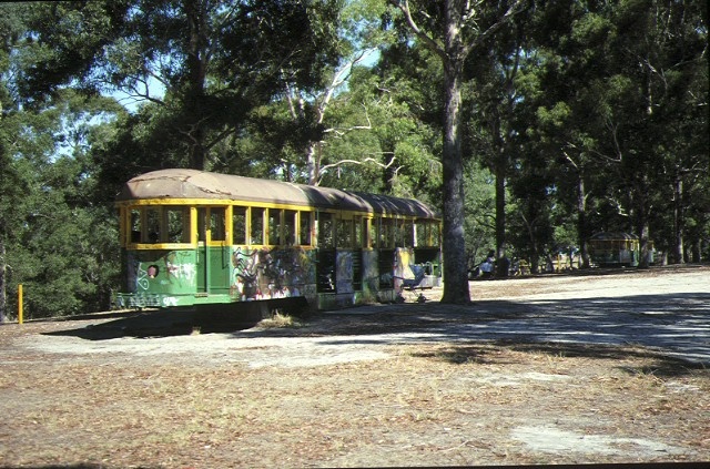 wattle park riversdale road surrey hills w2 class tram picnic shelter