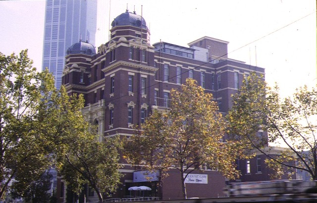 1 post 1994 former queen victoria hospital tower &amp; perimeter fence lonsdale street melb front corner view may1998