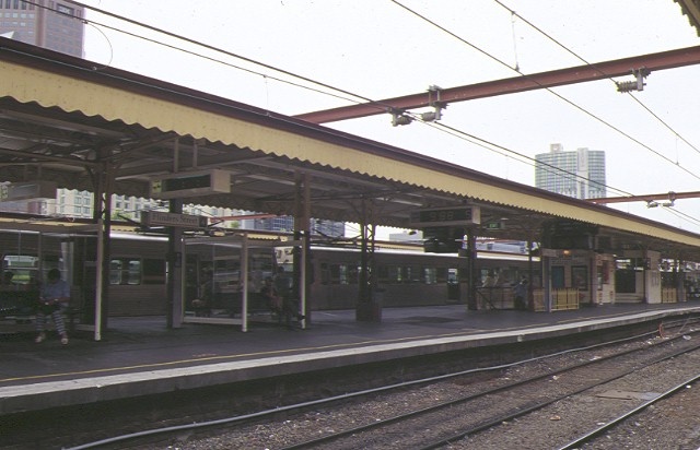 flinders street railway station complex flinders street melbourne platform view 1998