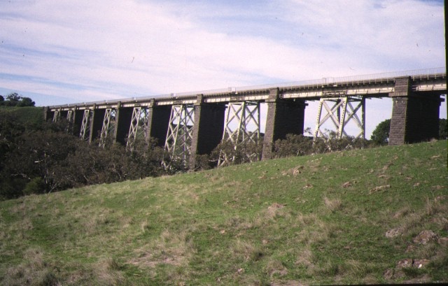 1 railway viaduct over moorabool river side elevation may1995
