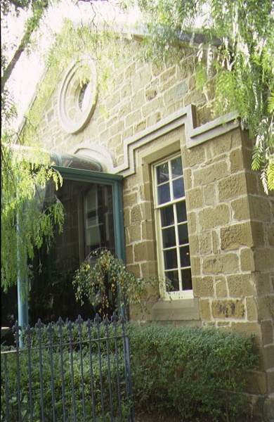 1 former gaelic church &amp; schoolhouse geelong front entrance apr1997