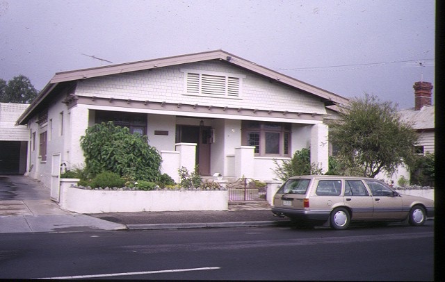 1 residence 9 gertrude street geelong front view sep1995
