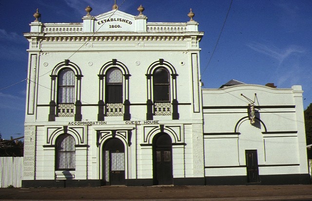 1 former charlie napier hotel brooke street inglewood front view