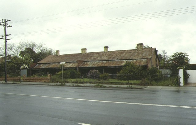 1 iron cottage brunswick road brunswick housing row 1992