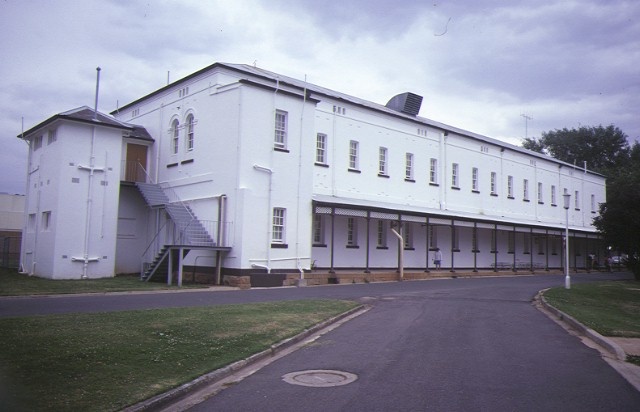 mayday hills hospital albert street beechworth rear view dec1984