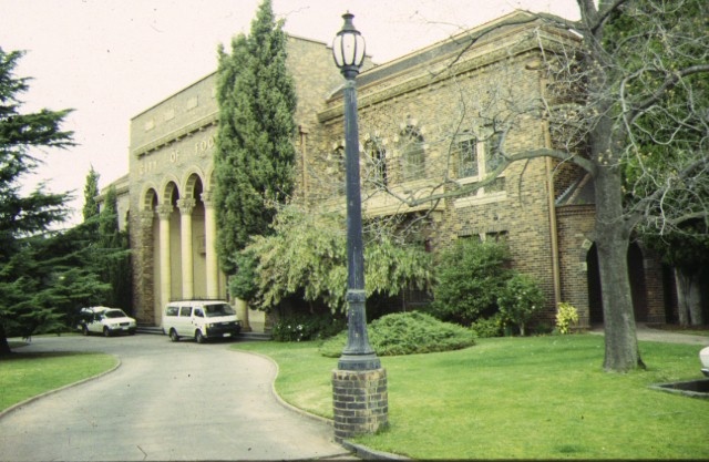 1 footscray town hall hall napier street footscray front view 1996