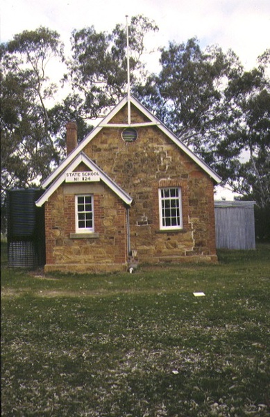 1 former common school number 1124 burgoyne street east muckleford south front view 1997