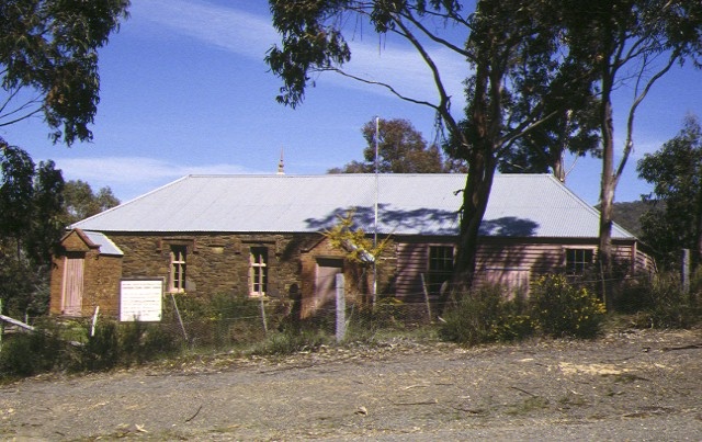 1 former denominational school number 413 church street maldon front view oct1997