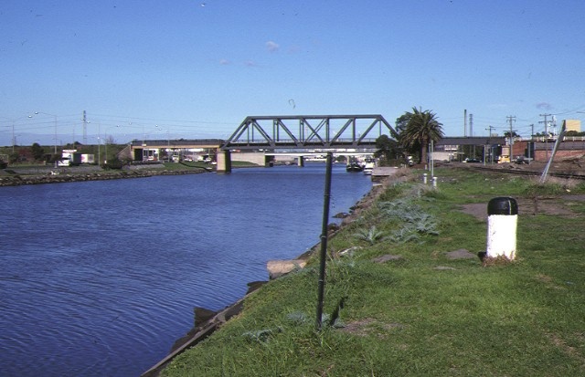 1 saltwater river crossing site &amp; footscray wharves precinct maribyrnong river foreshore aug1988