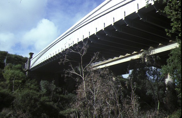iron bridge maribyrnong river side elevation sep1984