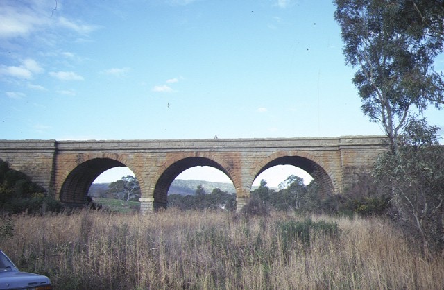 rail bridge over barkers creek harcourt side view aug1984