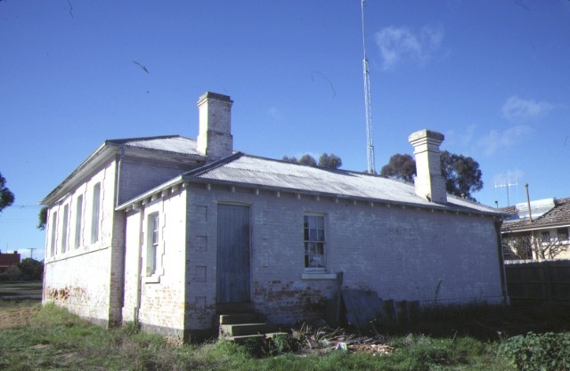 former avoca court house ballarat avoca road avoca rear view aug1984