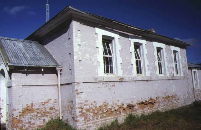 former avoca court house ballarat avoca road avoca side view aug1984