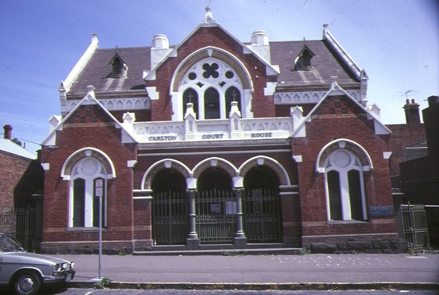 1 carlton court house drummond street carlton front elevation feb1985