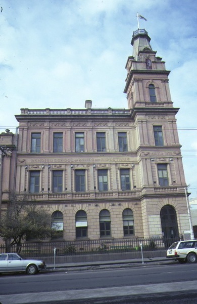 1 former sandhurst mechanics institute bendigo tower jul1984