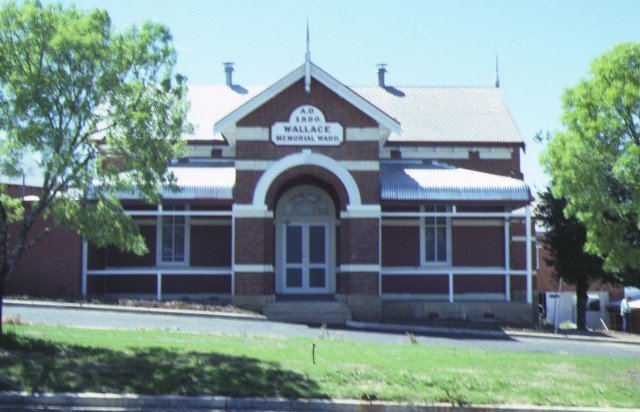 1 ovens &amp; murray hospital for the aged warners road beechworth front view