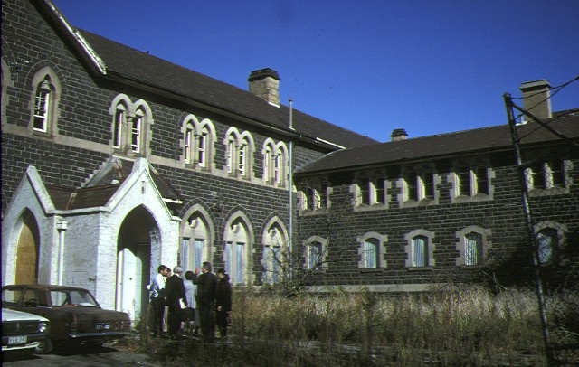 1 st vincent de paul's girls orphanage napier street south melb front view dec1984