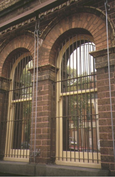 police station drummond street carlton detail of windows