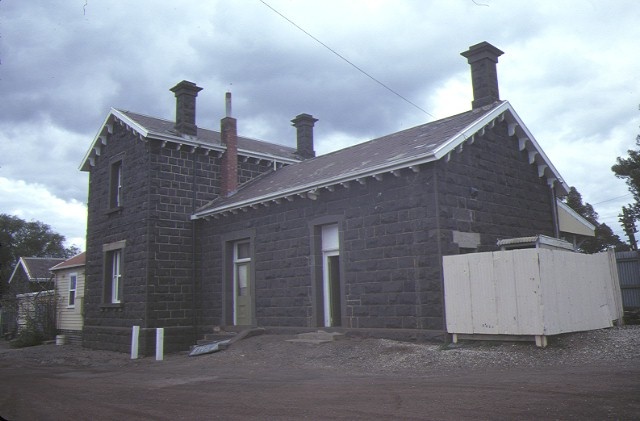 bannockburn railway station front elevation front elevation aug1984