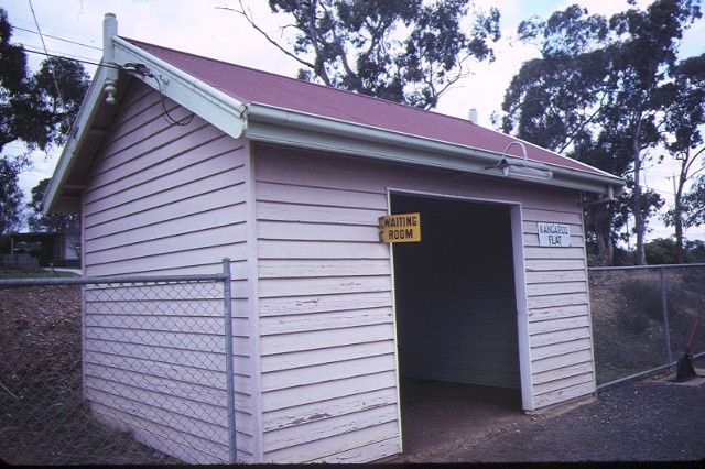 kangaroo flat railway station complex outbuilding jul1984