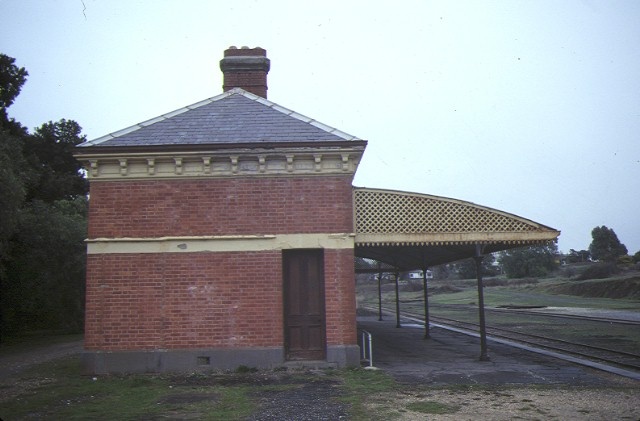 maldon railway station complex hornsby street maldon side view