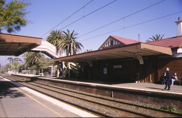 1 ripponlea railway station complex glen eira road ripponlea upside building aug1998