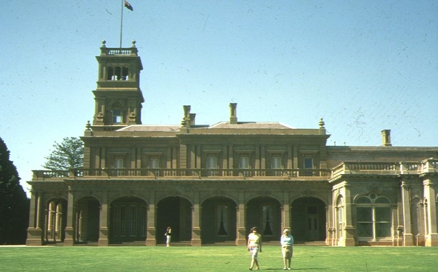 1 werribee mansion, k road side view