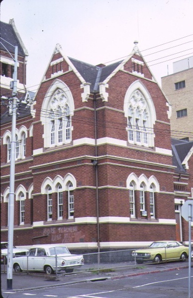 melbourne college of printing &amp; graphic arts queensberry street north melbourne corner view mar1985