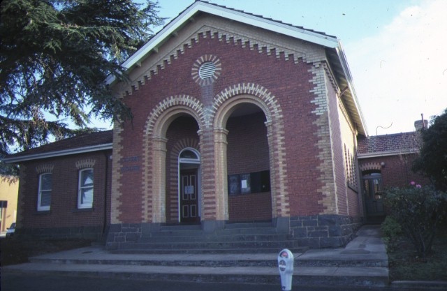 ararat court house front view jun1984